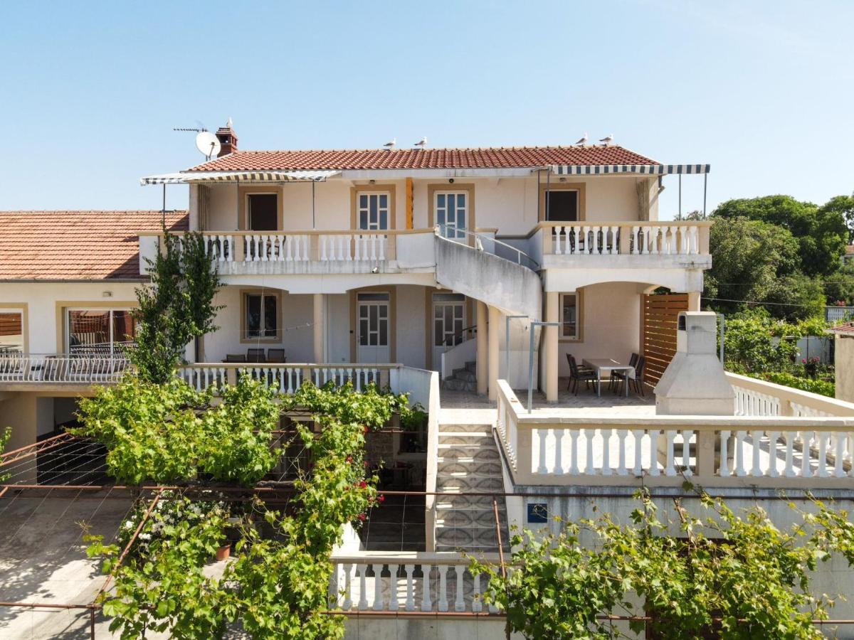 פאקוסטאן Rasin Apartments מראה חיצוני תמונה